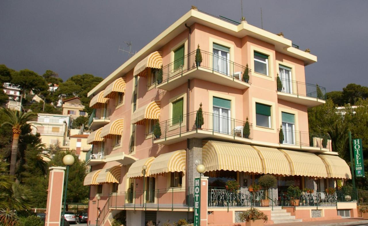 Hotel Garden Andora Exterior photo